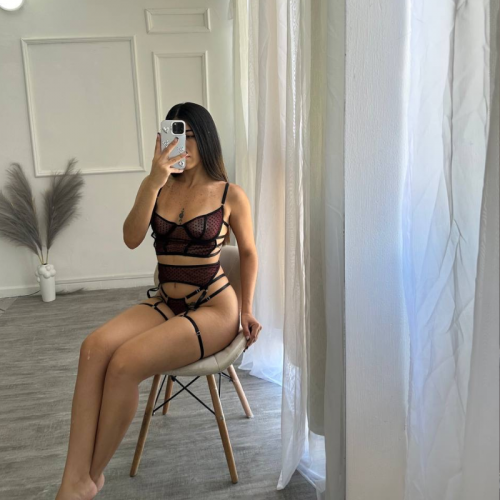 Corset, tanga y liguero