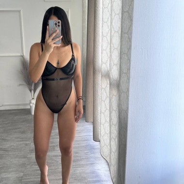 Body transparente negro cuerina