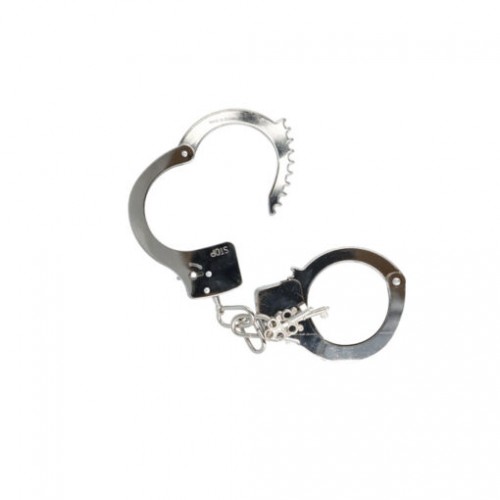 clásicas esposas de metal